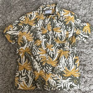 Old Navy Kids Tropical Leaf Button-Down Shirt - Green and Yellow